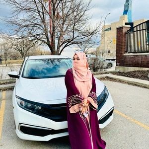 Meet your Posher, Farhana